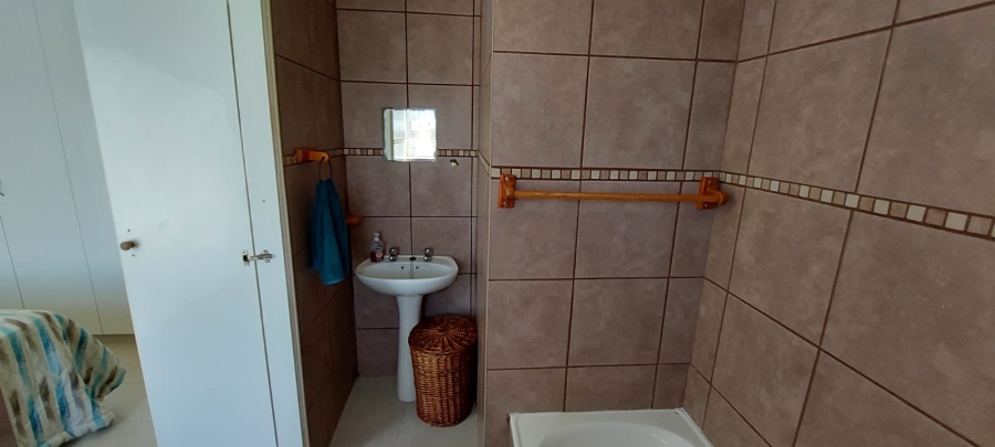 2 Bedroom Property for Sale in Aston Bay Eastern Cape